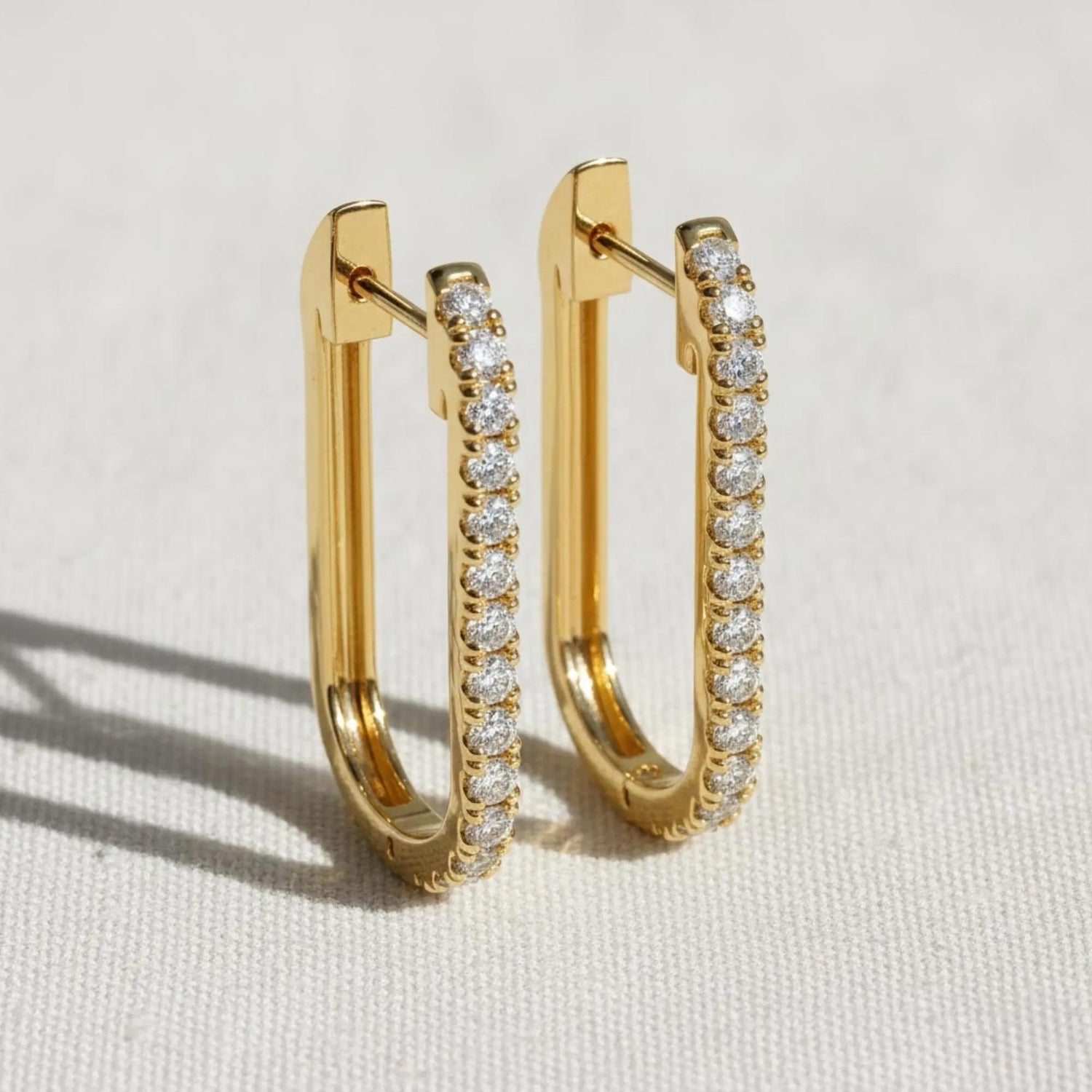 Diamond Hoop Earring / Diamond Huggies / 14k Solid Gold Huggie Earrings / Hoop Earrings / Diamond Hoop Earring / Last Minute Gift