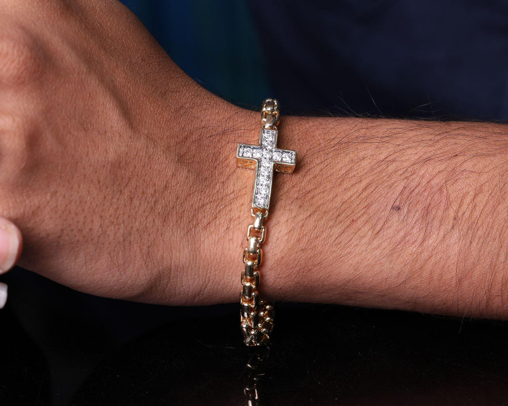 Diamond Cross Bracelet / 14k Gold Diamond Cross Bracelet / Diamond Cross Pendant / Mini Cross White Diamond Bracelet / Gift for Mom