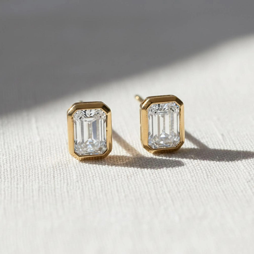 Real VVS1 Moissanite Stud Earrings in 925 Silver or Yellow Gold, Screw back Earrings 1.00 CTW, Birthday Gift for Women