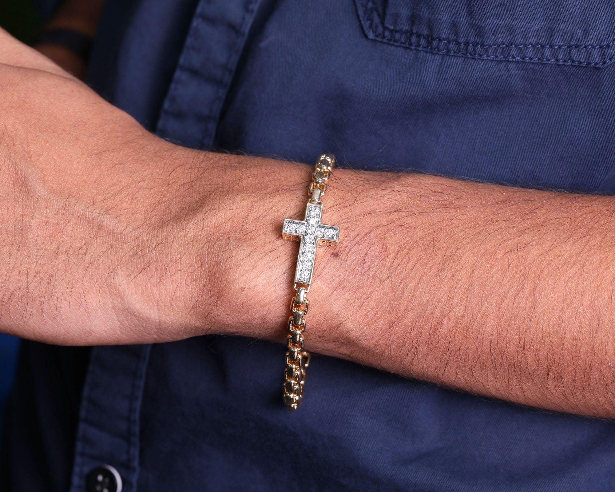 Diamond Cross Bracelet / 14k Gold Diamond Cross Bracelet / Diamond Cross Pendant / Mini Cross White Diamond Bracelet / Gift for Mom