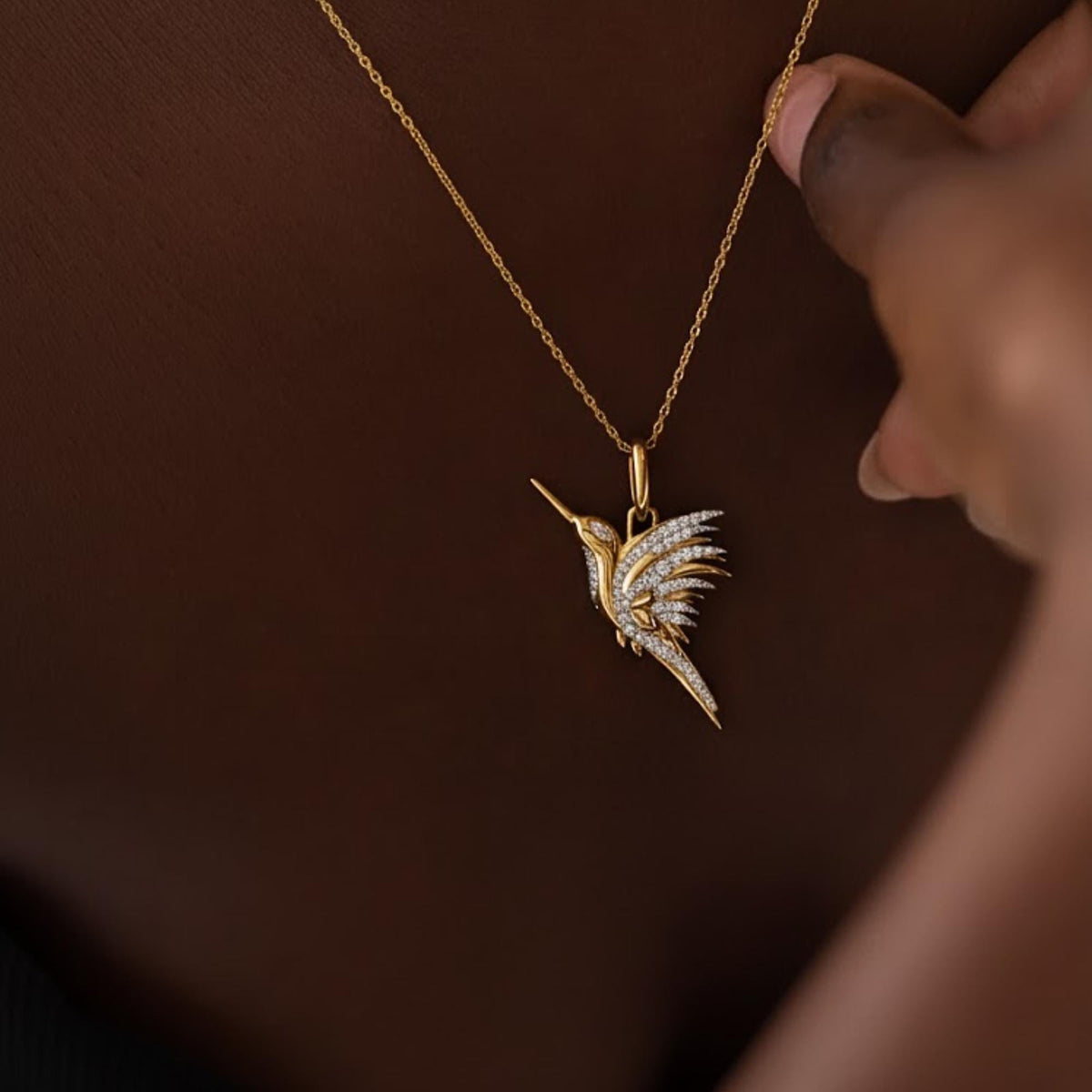Moissanite Hummingbird Necklace, Dainty Gold Bird Pendant, Nature Inspired Jewelry, Minimalist Layering Necklace for Women