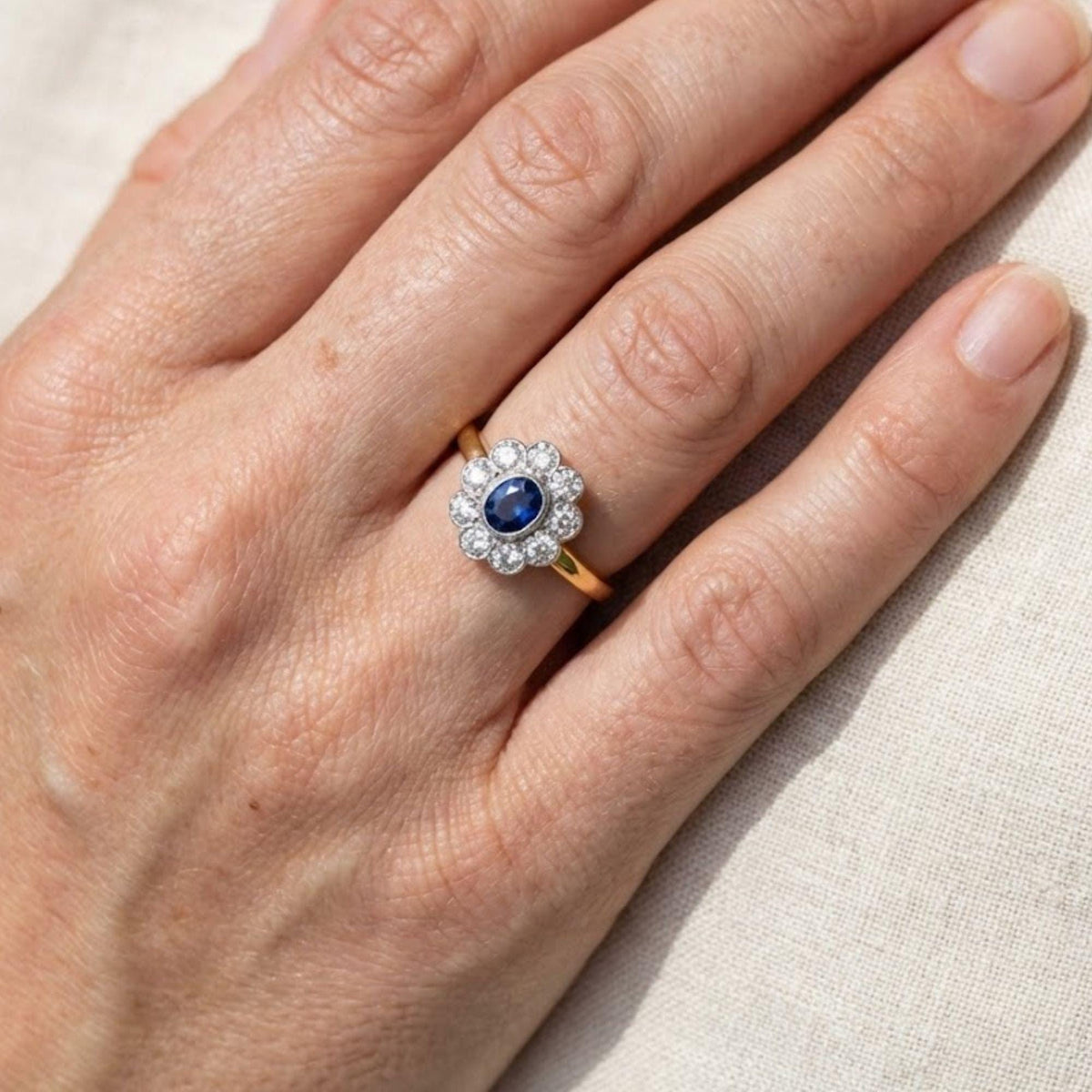 14ct Gold Vintage Sapphire and Moissanite Cluster Ring Halo Engagement