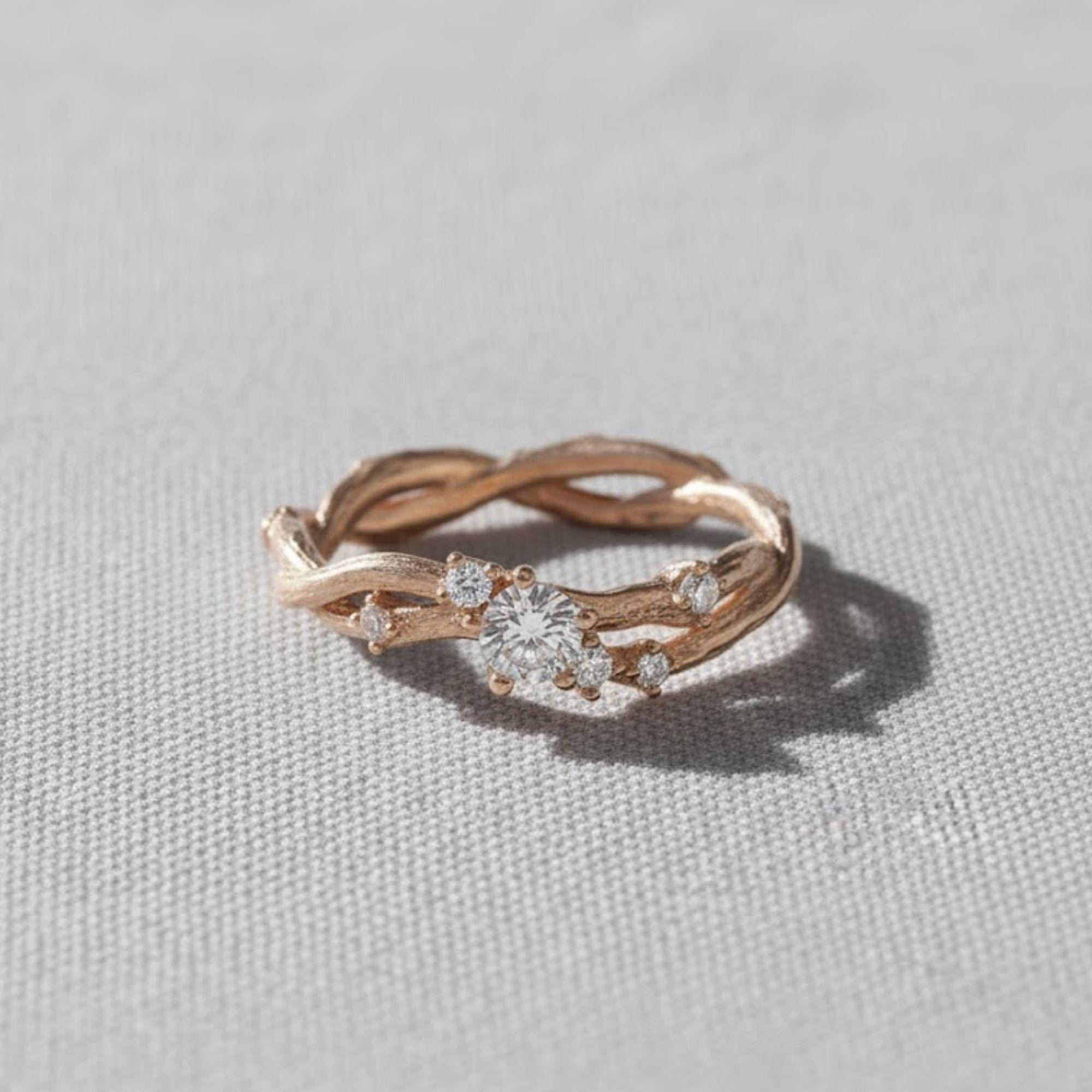 Tree Branch Twist Ring 14K Gold Engagement Band, Round Moissanite Twisted Vine Stackable Ring, Nature Inspired Botanical Wedding Ring