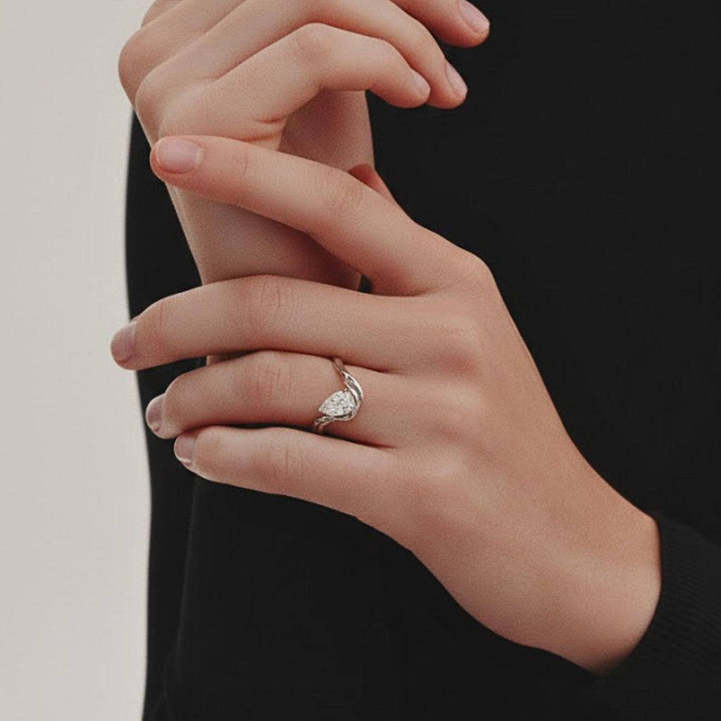 Pear Cut Moissanite Wave Ring, Modern Swirl Solitaire Ring, Minimal Gold Ring, Unique Engagement Ring, Dainty Promise Ring