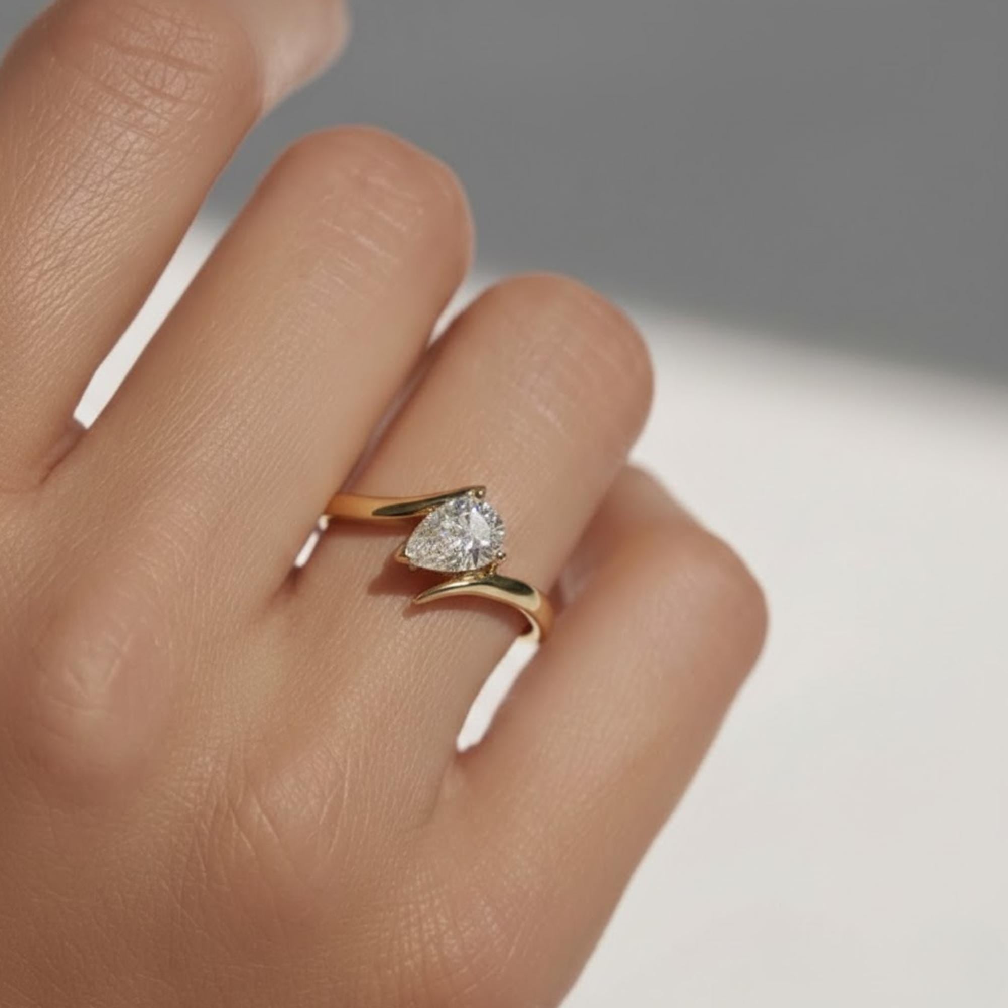 Pear Moissanite Promise Ring Solitaire Pear Engagement Ring for Her Birthday Ring for Wife Fine Moissanite Diamond Ring Dainty Ring