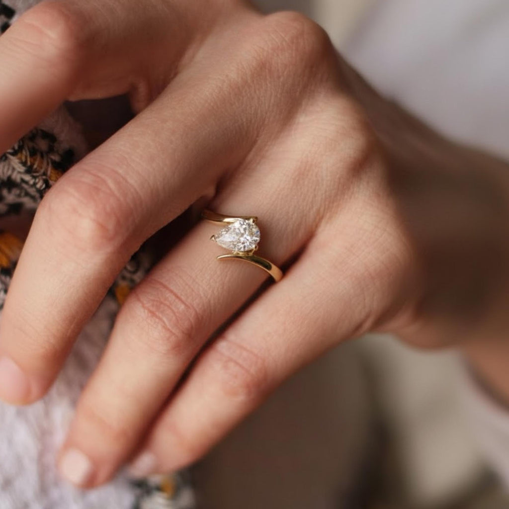 Pear Moissanite Promise Ring Solitaire Pear Engagement Ring for Her Birthday Ring for Wife Fine Moissanite Diamond Ring Dainty Ring