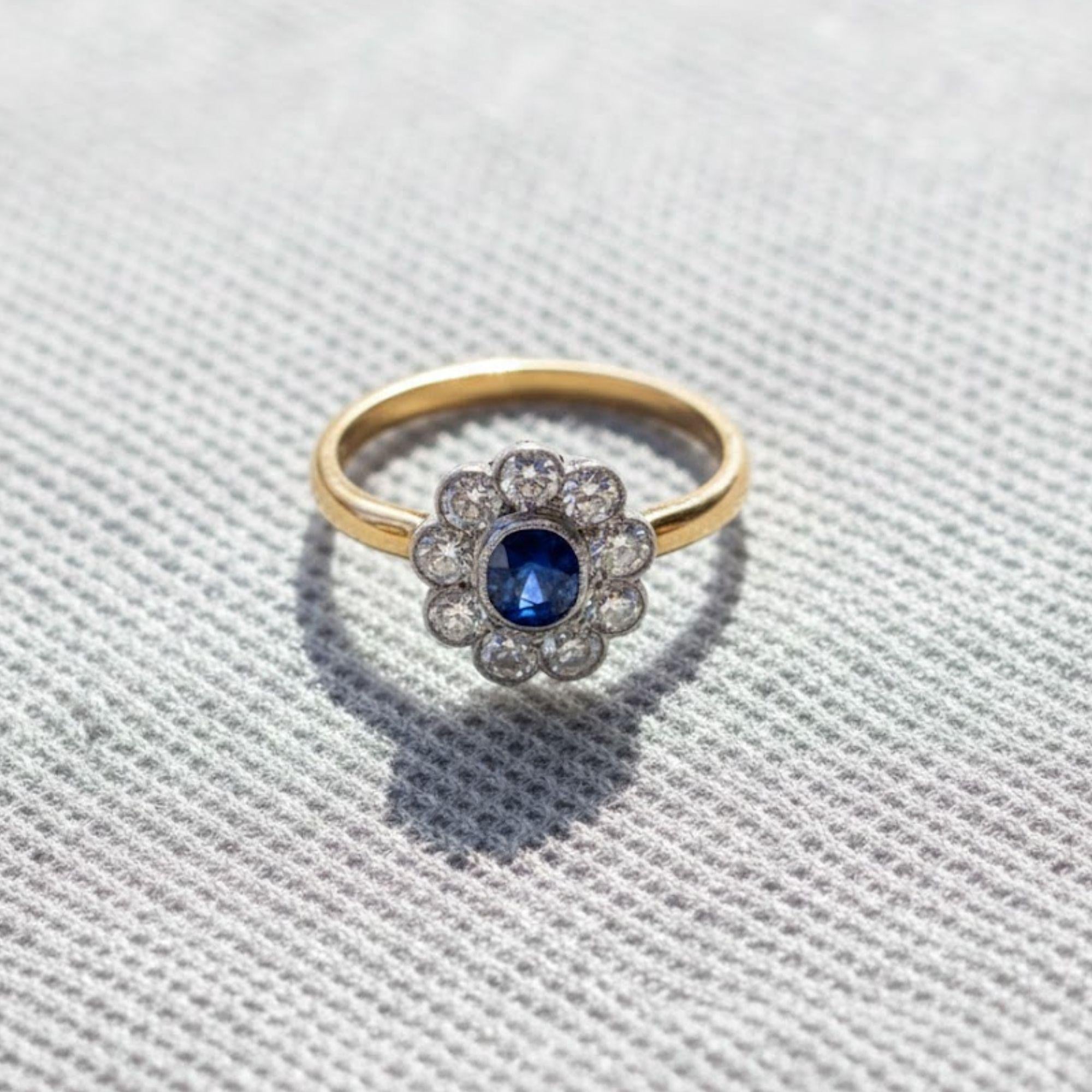 14ct Gold Vintage Sapphire and Moissanite Cluster Ring Halo Engagement