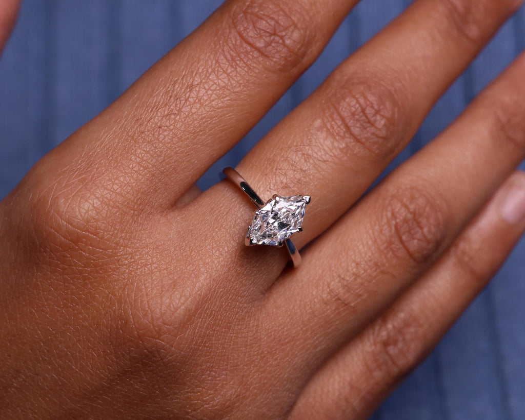 Dutch Marquise Diamond Tulip Set Gold Ring 2.00 CT Moissanite VvS+ D+ White Gold Engagement Anniversary Gift for Women