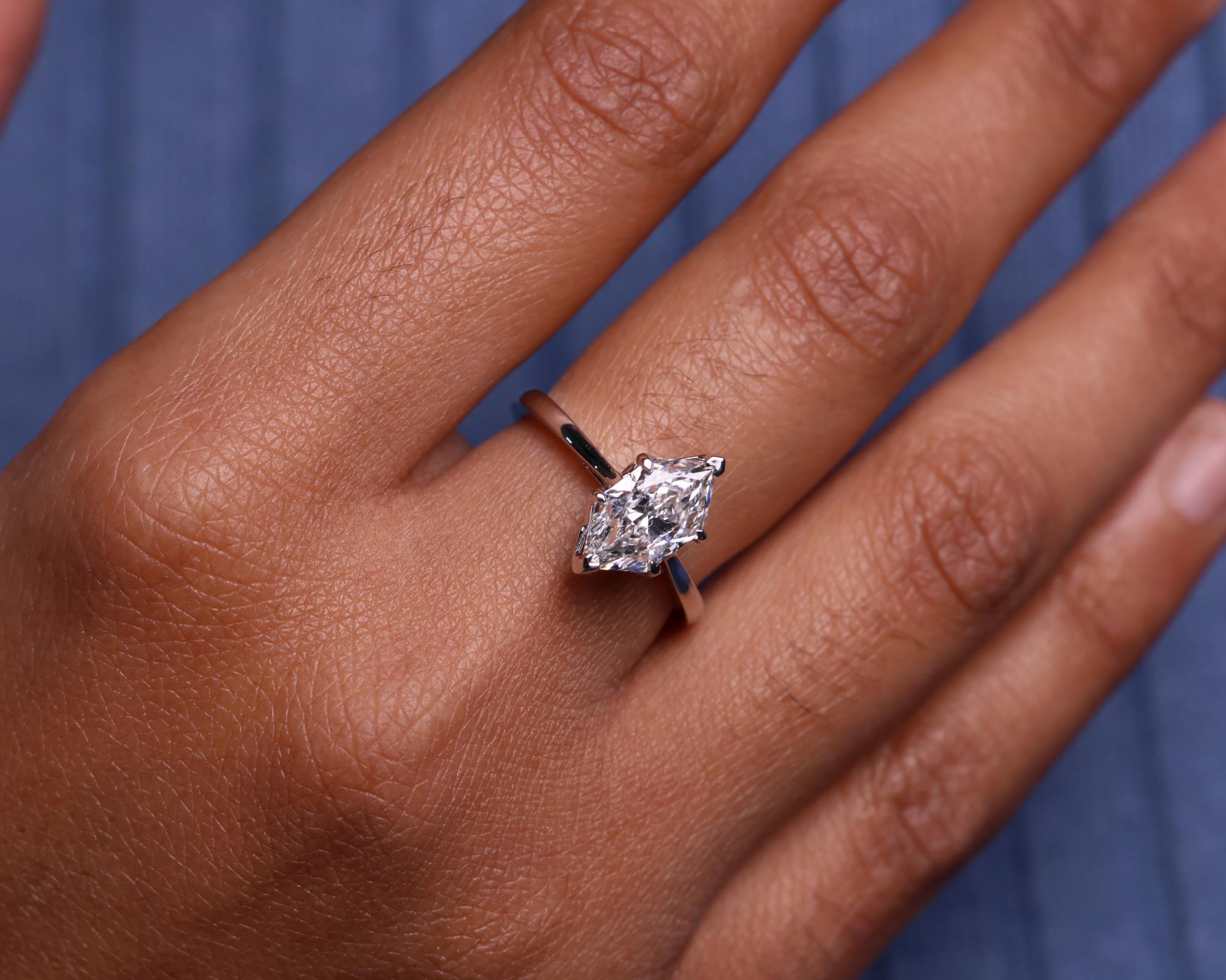Dutch Marquise Diamond Tulip Set Gold Ring 2.00 CT Moissanite VvS+ D+ White Gold Engagement Anniversary Gift for Women