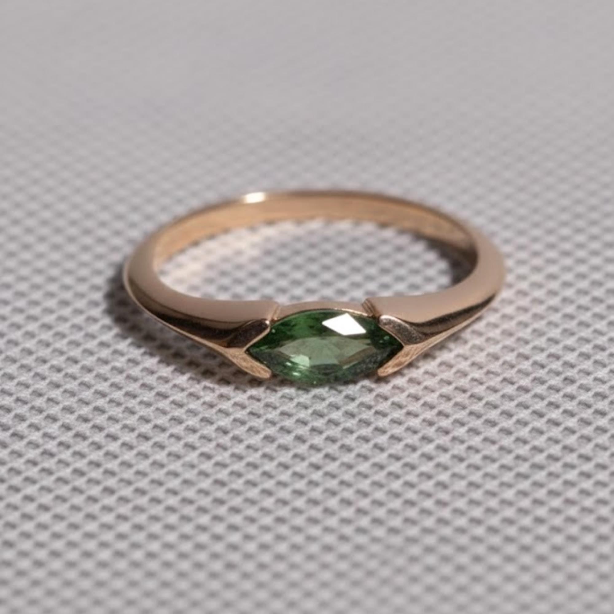 Marquise Emerald dainty Ring, May Birthstone Ring, Promise Ring, Solitaire Ring, Anniversary Gift Ring
