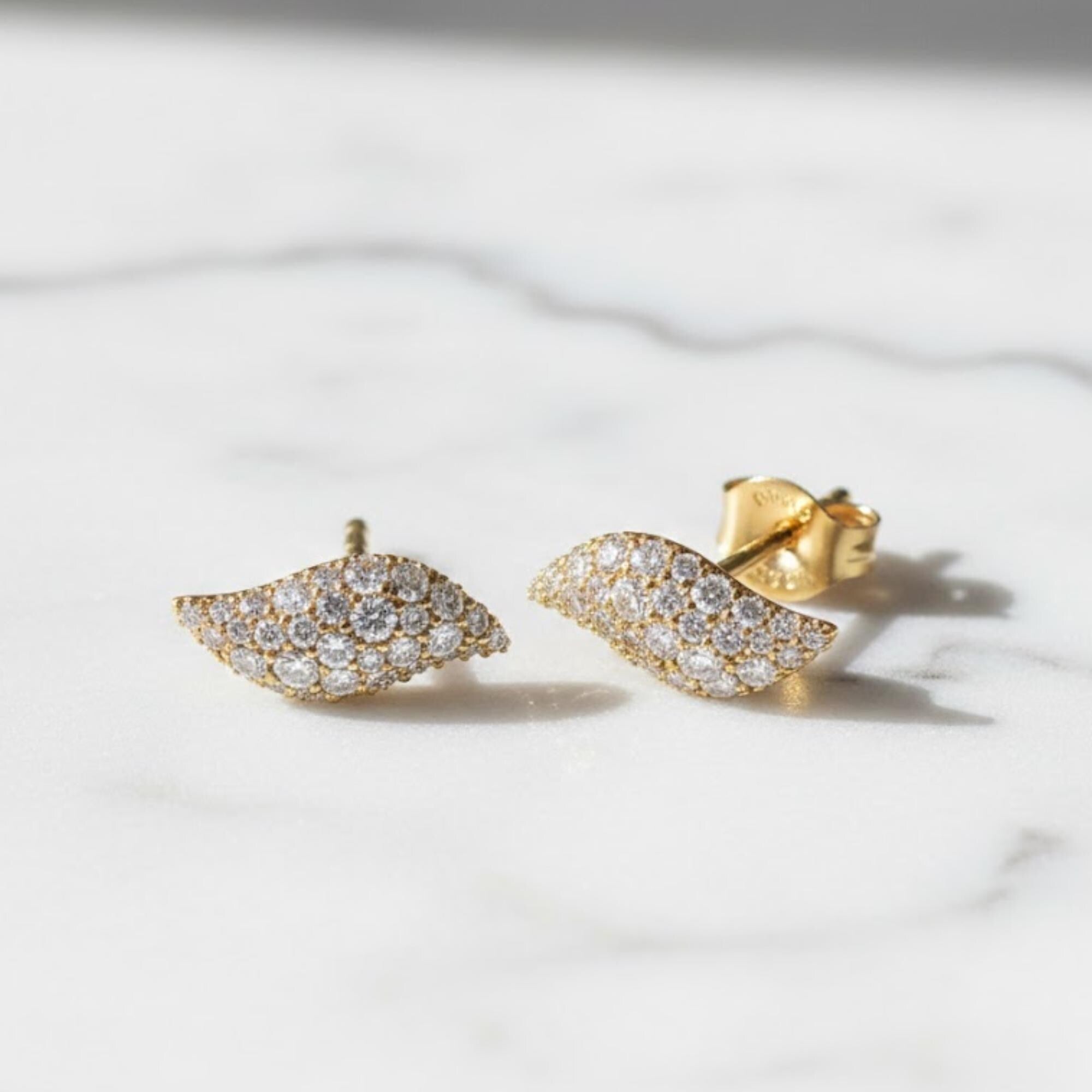 Marquise Leaf Moissanite Stud Earrings | Pavé Set 14K Gold Earrings | VVS Diamond Studs | Bridal Earrings | Gift for Her | Screw Back
