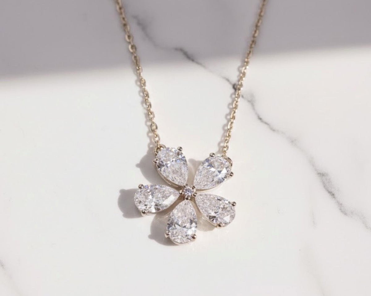 14K White Gold Moissanite Necklace, Flower Necklace, Flower Shaped Moissanite Pendant,Exquisite Jewelry, Ladies' Wedding Gift / Bridal Gift