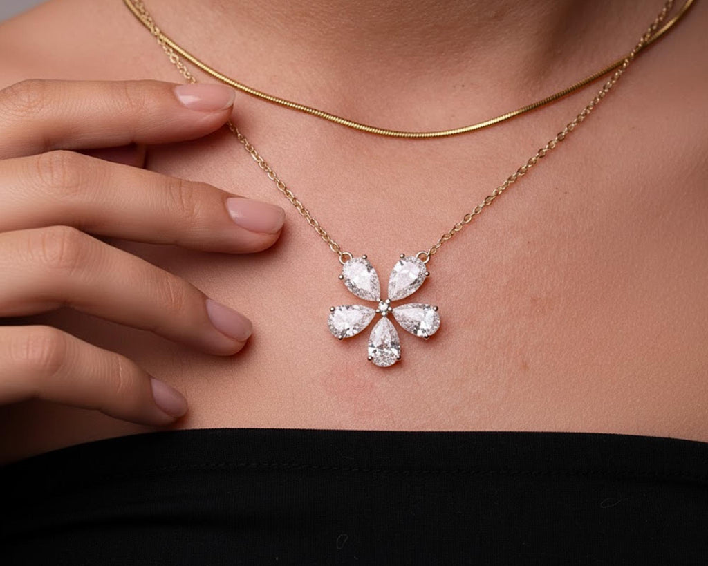 14K White Gold Moissanite Necklace, Flower Necklace, Flower Shaped Moissanite Pendant,Exquisite Jewelry, Ladies' Wedding Gift / Bridal Gift