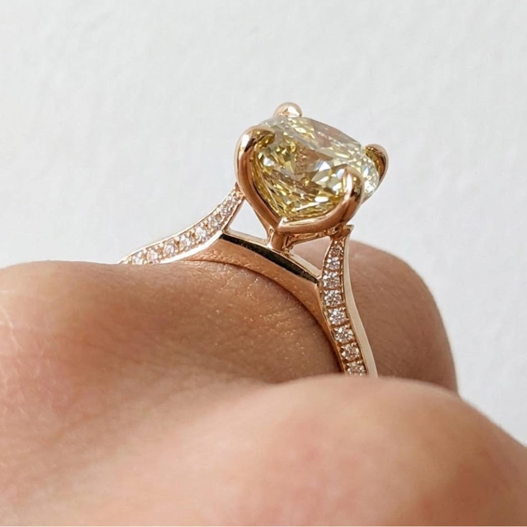 Hidden Halo Moissanit Cathedral Setting Ring, Oval Cut Wedding Engagement Ring, Christmas Promise Ring For Her, Custom Engagement Ring