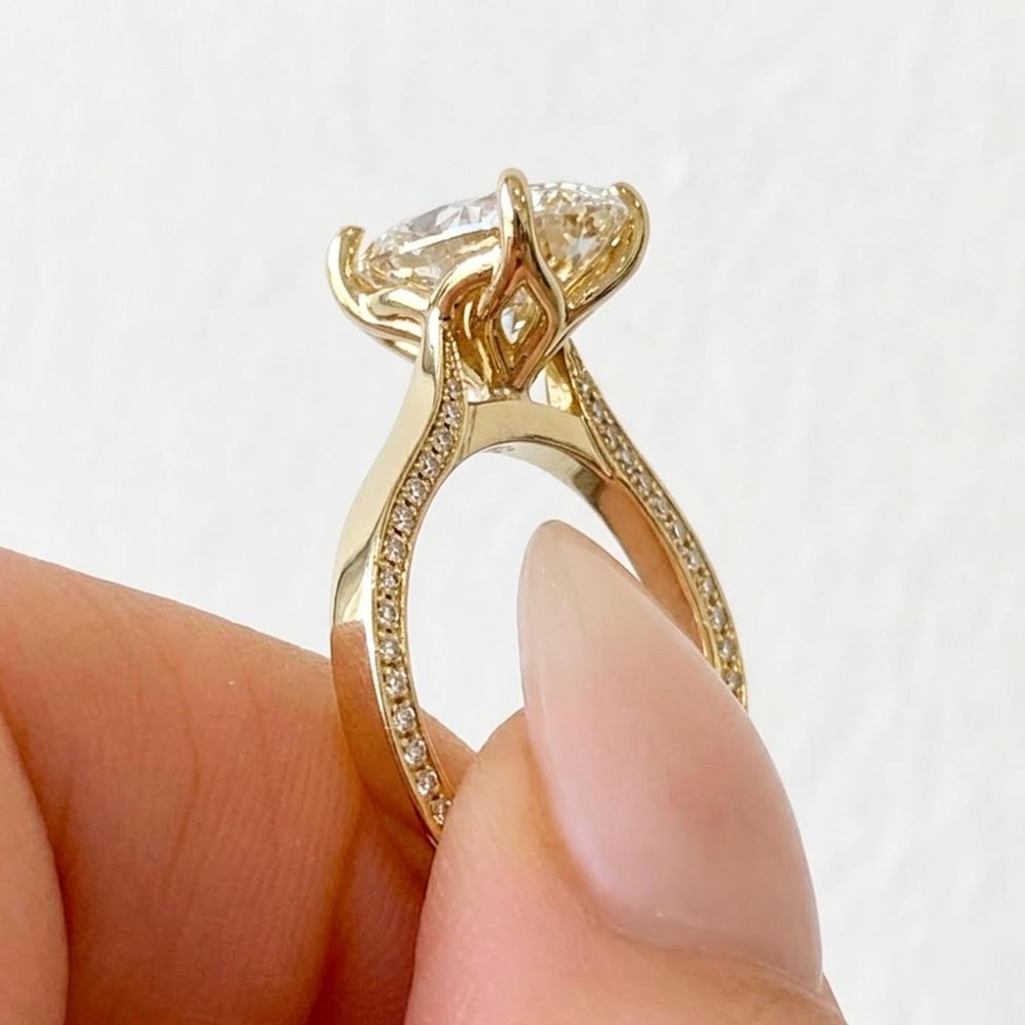 Hidden Halo Moissanit Cathedral Setting Ring, Oval Cut Wedding Engagement Ring, Christmas Promise Ring For Her, Custom Engagement Ring
