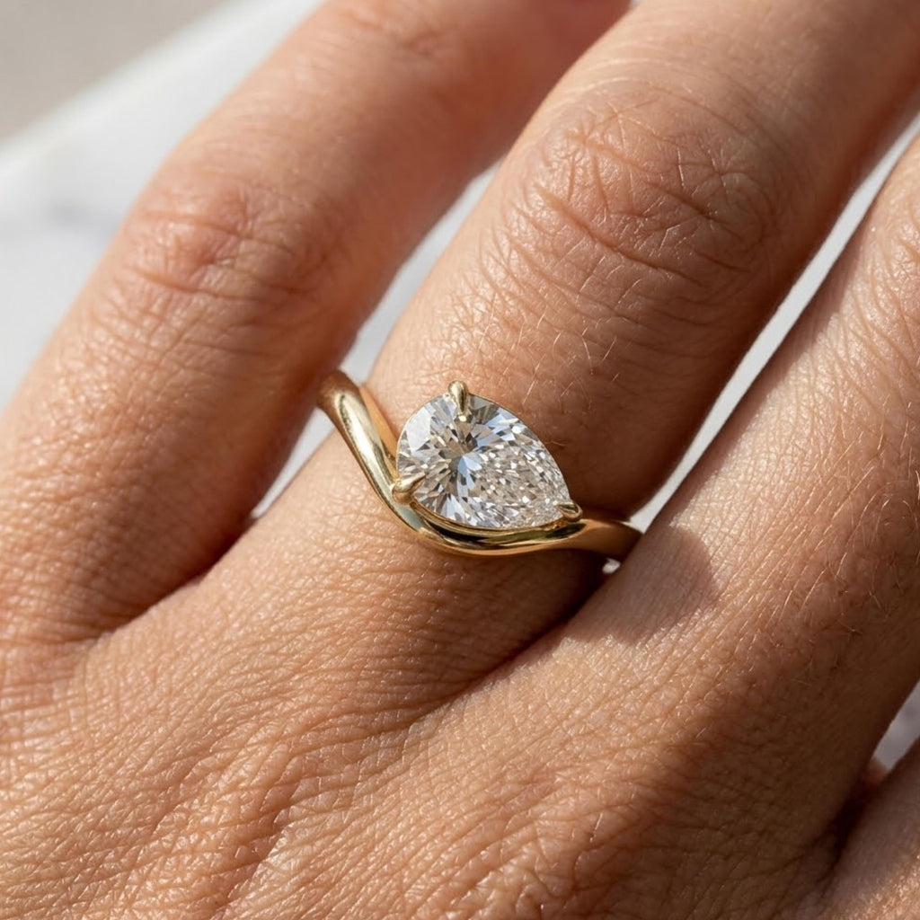 1CT Pear Cut Colorless Moissanite Curved Ring, Lab Grown Diamond Solitaire Statement Ring, Women's Wedding Fit, Engagement Gift, Pinky Ring