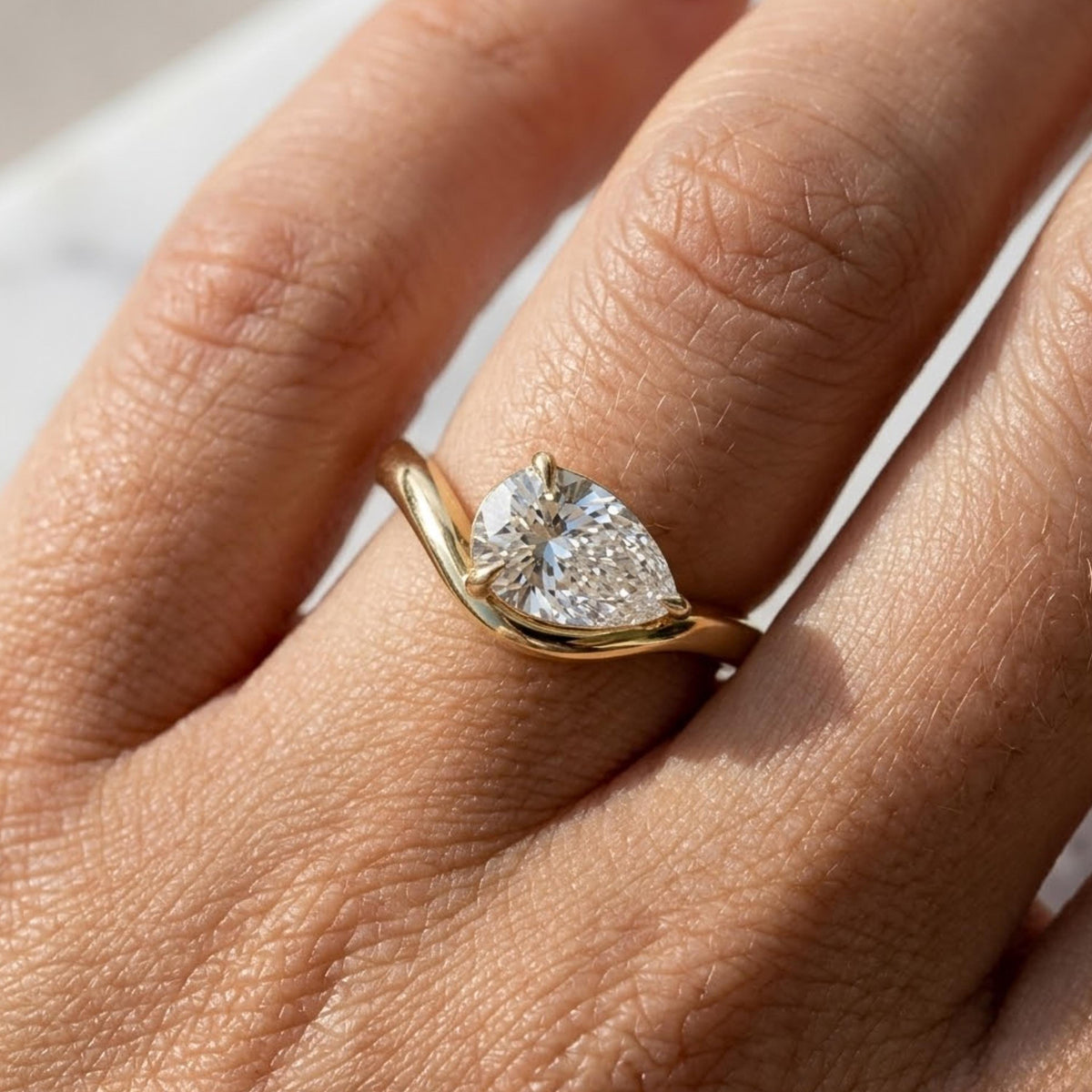 1CT Pear Cut Colorless Moissanite Curved Ring, Lab Grown Diamond Solitaire Statement Ring, Women's Wedding Fit, Engagement Gift, Pinky Ring