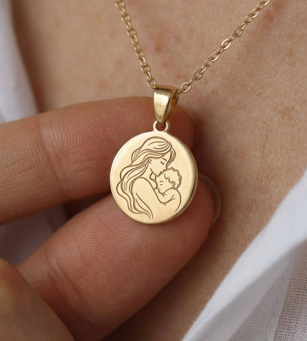 14k Gold Mother and Child Medallion Women Pendant Women Necklace for Women Pendant for Women Gold Women Necklace Gift Women Gift For Women