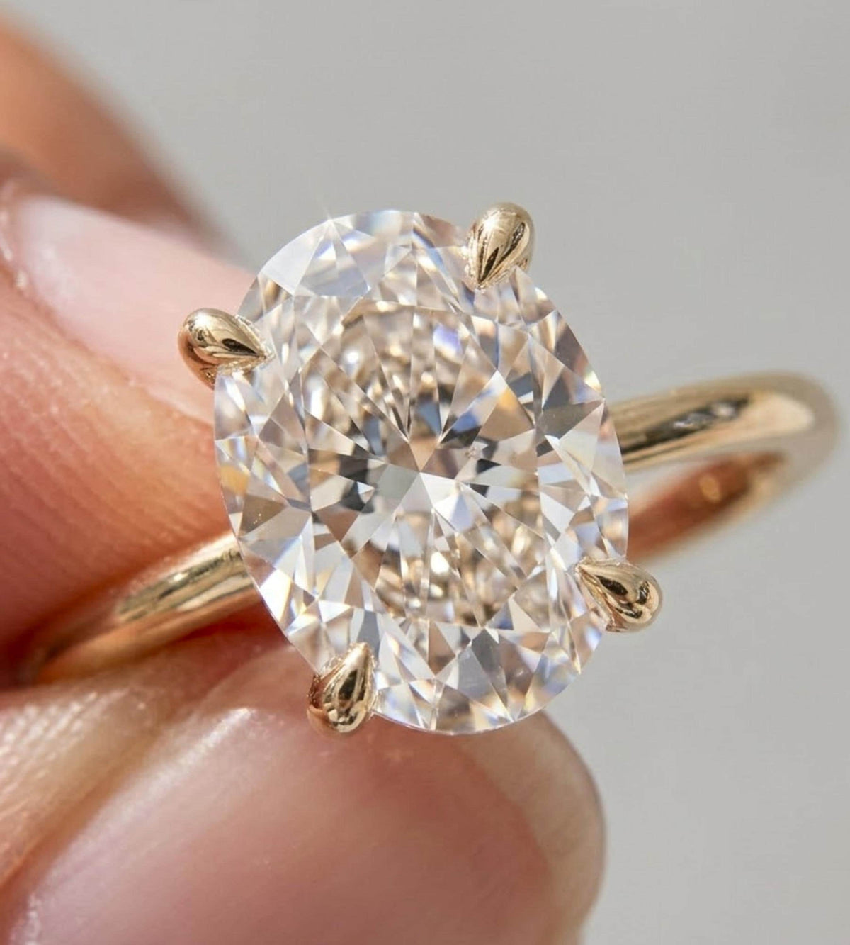 2 Ct Oval Moissanite Engagement Ring, Vintage Filigree Solitaire Ring, 14K Gold Minimalist Oval Ring, Classic Prong Set Ring Gift for Her