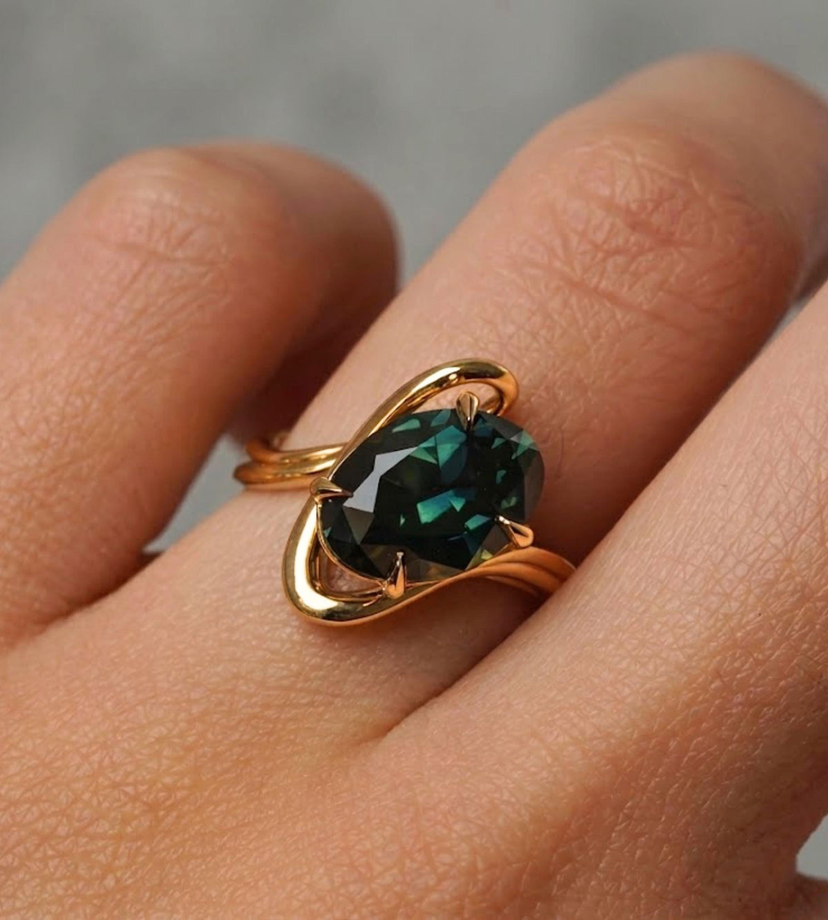 Oval Engagement Ring, Vintage Style Teal sapphire Oval Cut Solitaire Ring, Bypass Teal Sapphire Ring, 14K Yellow Gold Bridal Promise Ring