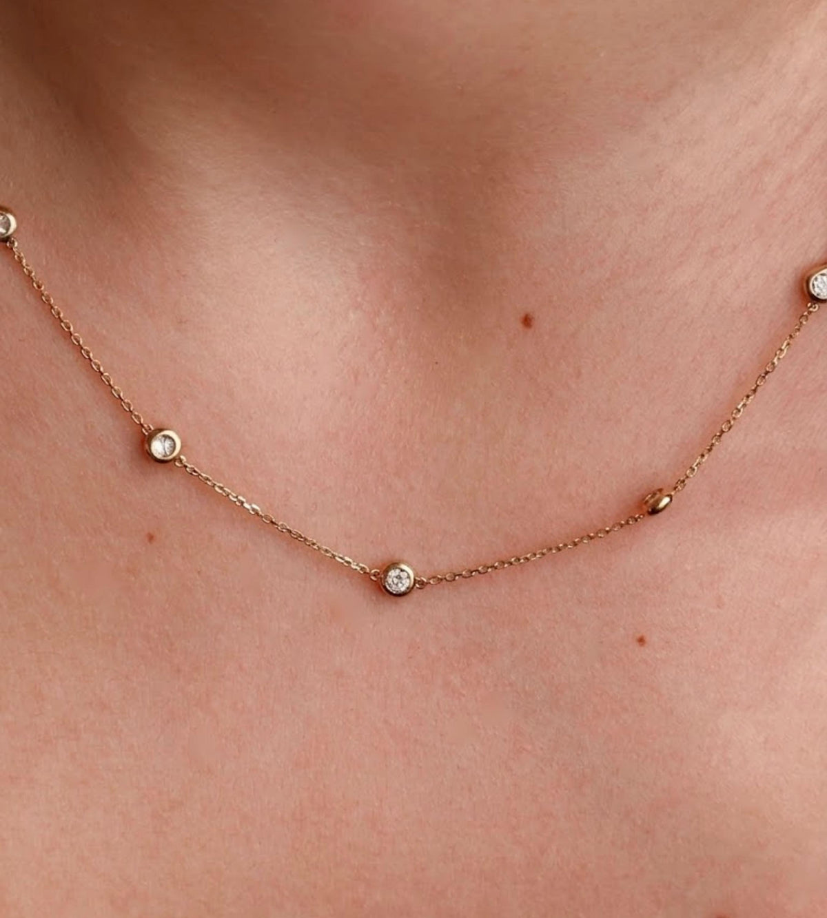Diamond Necklace / 14k Gold Diamond Solitaire Necklace / Dainty Diamond Necklace / Bridal Jewelry / Floating Diamond Minimalist Fine Jewelry