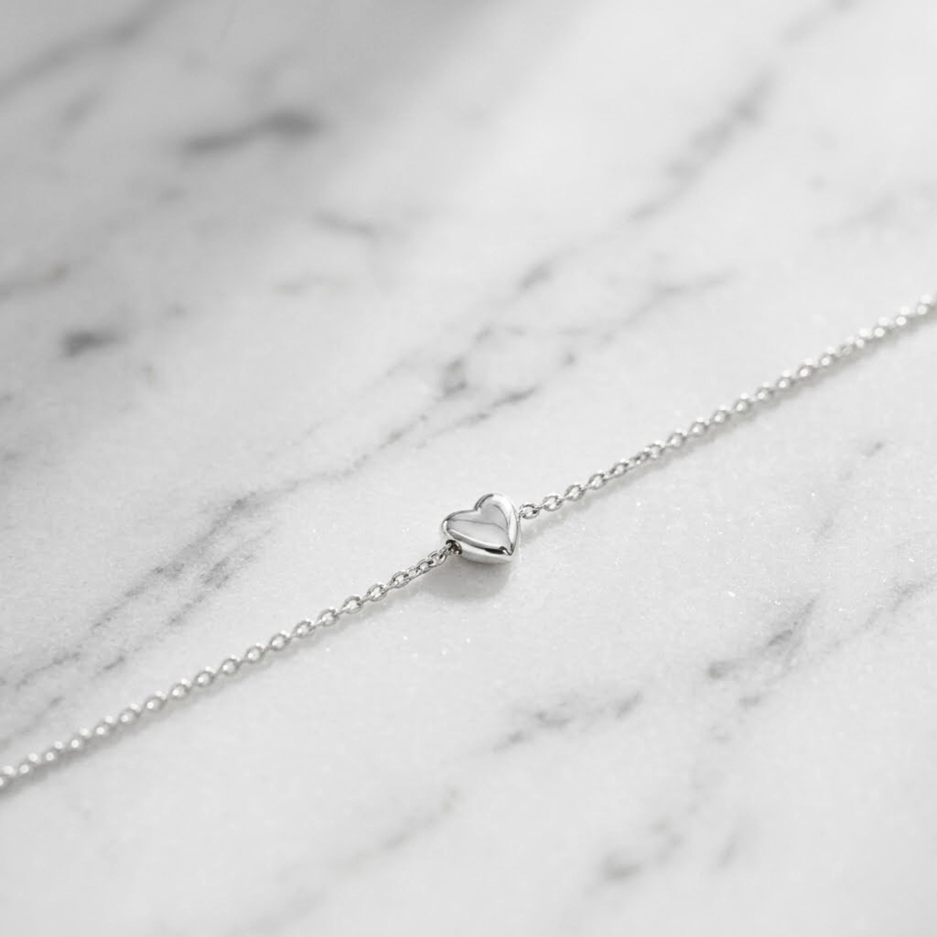 14K Gold Minimalist Heart Bracelet for Women,Solid Gold Bracelet,Tiny Heart Bracelet,