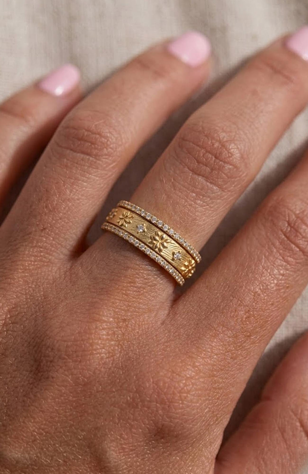 Vintage yellow gold wedding band Solid gold ring Milgrain ring Carved ring Full eternity band Filigree ring Stacking ring Anniversary gift