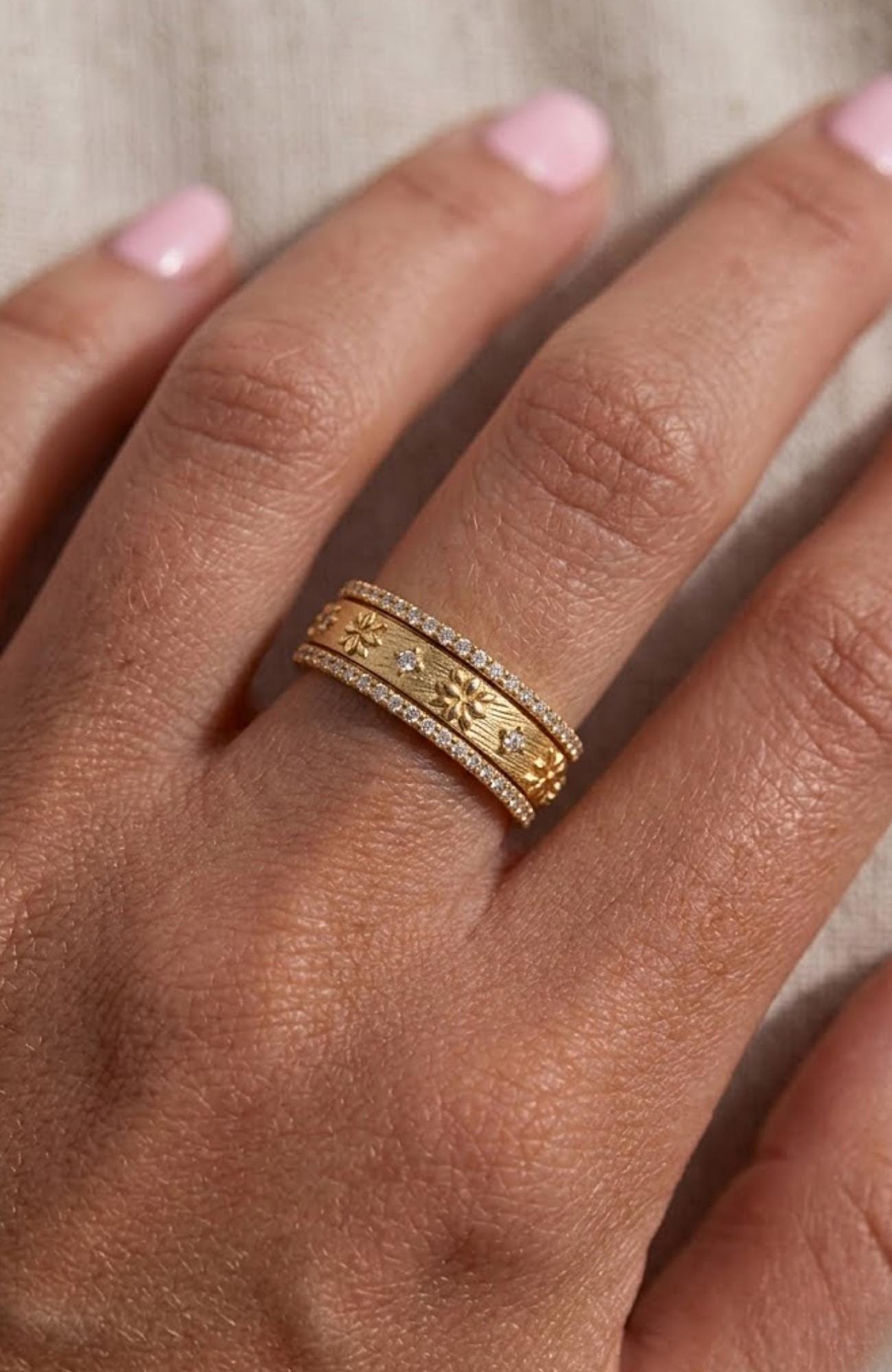 Vintage yellow gold wedding band Solid gold ring Milgrain ring Carved ring Full eternity band Filigree ring Stacking ring Anniversary gift