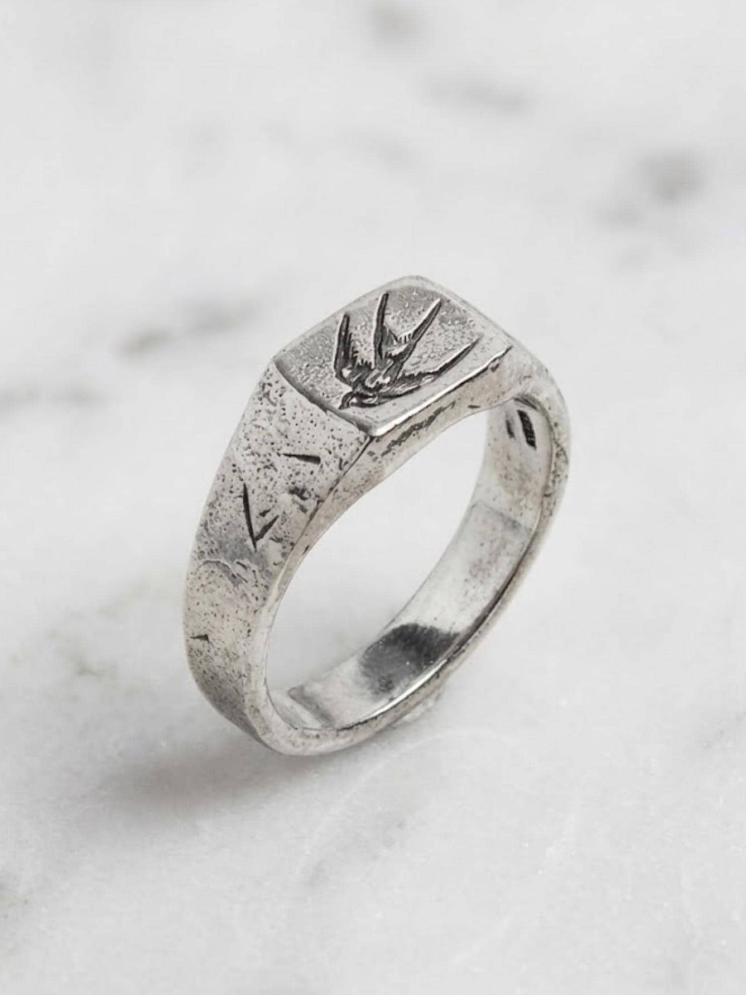 Swallow Ring Sterling Silver – Handcrafted Engraved Signet Ring, Minimalist Bird-Inspired Jewelry, Unisex Adventure Ring for Him & Her