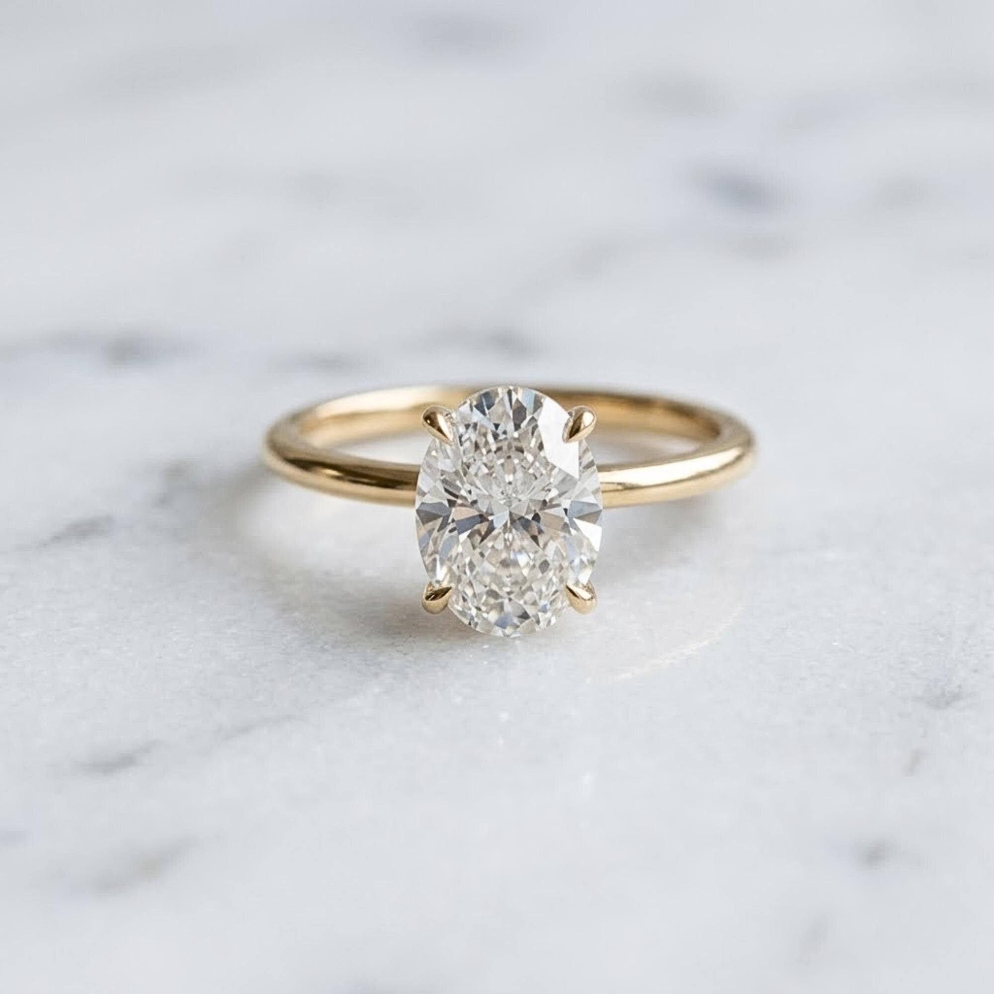 Oval Engagement Ring in 14k Solid Gold / 1.00 CT Moissanite Engagement Rings / 4-Prong Solitaire Moissanite Ring / Gold Promise Ring