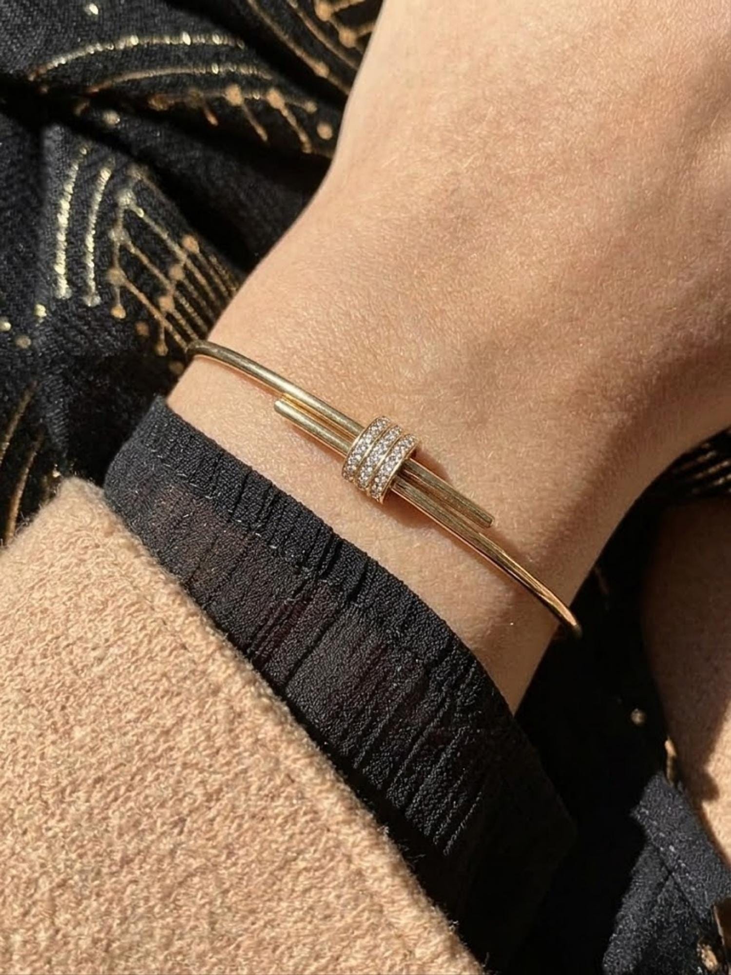 Solid Gold Bangle Bracelet for Women, Round Cut Moissanite Bracelet Bangle, Gold Latch Bracelet,Moissanite Bangle Bracelet, Gift For Her