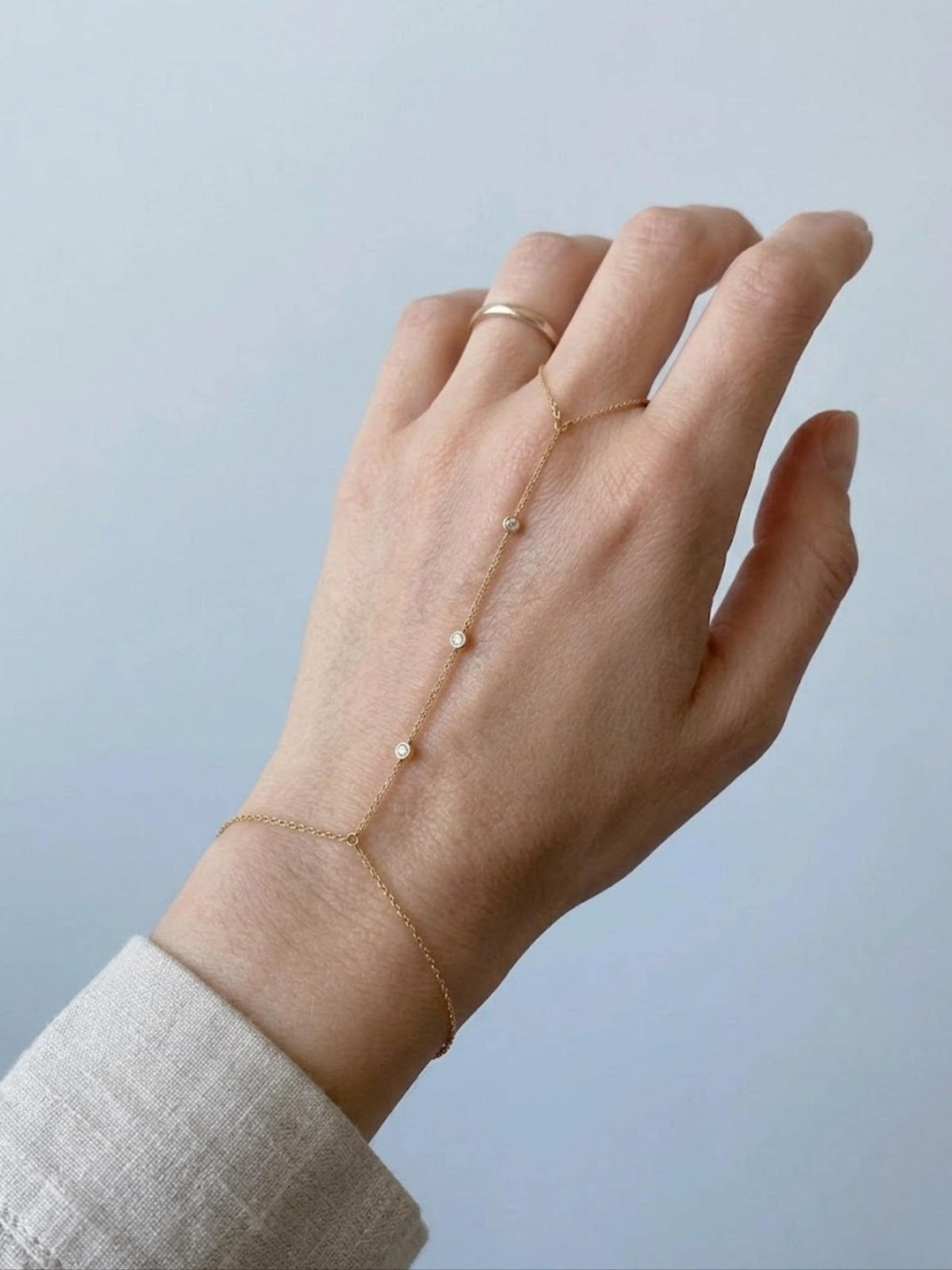 14K  Solid Gold Hand Chain Bracelet in 925 Sterling Silver – Dainty Finger Bracelet with Moissanite