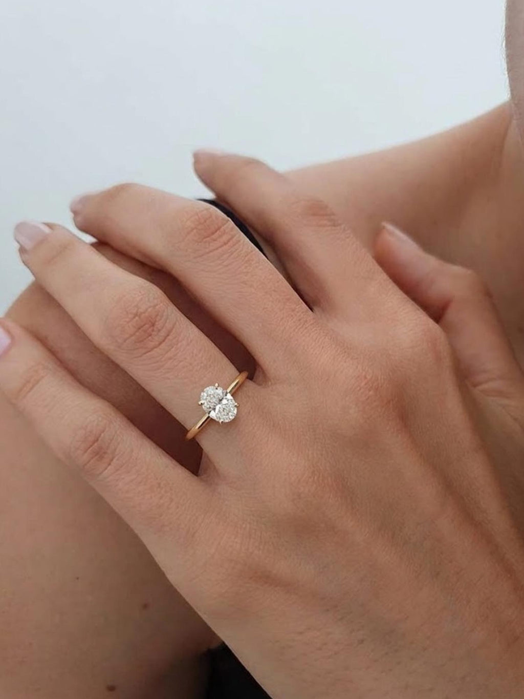 Oval Engagement Ring in 14k Solid Gold / 1.00 CT Moissanite Engagement Rings / 4-Prong Solitaire Moissanite Ring / Gold Promise Ring