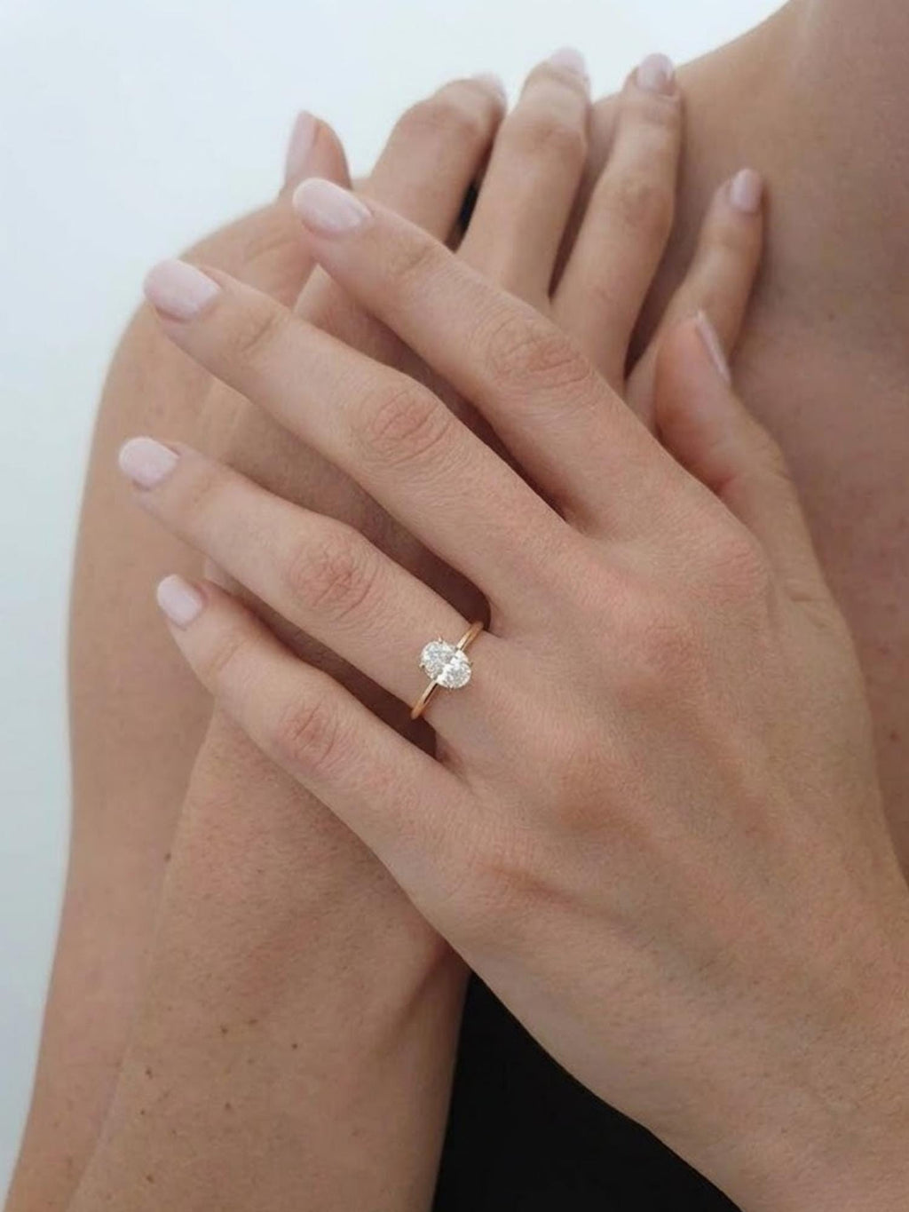 Oval Engagement Ring in 14k Solid Gold / 1.00 CT Moissanite Engagement Rings / 4-Prong Solitaire Moissanite Ring / Gold Promise Ring