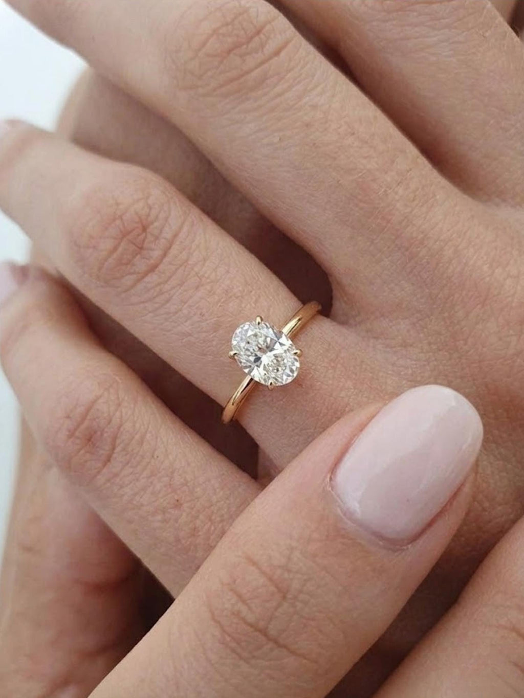 Oval Engagement Ring in 14k Solid Gold / 1.00 CT Moissanite Engagement Rings / 4-Prong Solitaire Moissanite Ring / Gold Promise Ring